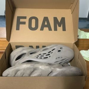 Adidas Yeezy foam runners